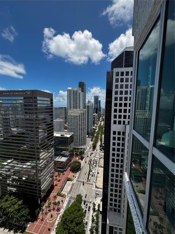 500 Brickell Ave 4102, Miami, FL 33131