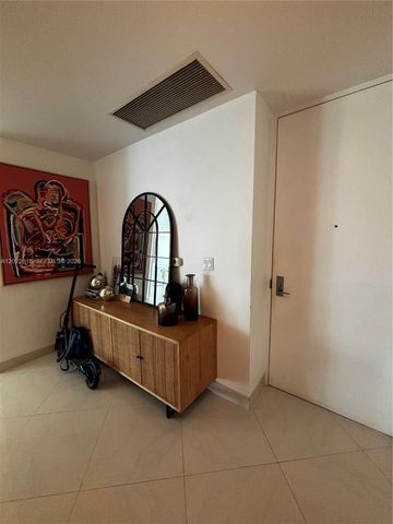 500 Brickell Ave 4102, Miami, FL 33131