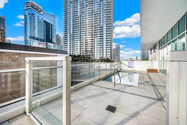 500 Brickell Ave 4102, Miami, FL 33131