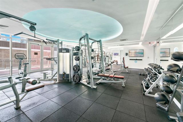 500 Brickell Ave 4102, Miami, FL 33131