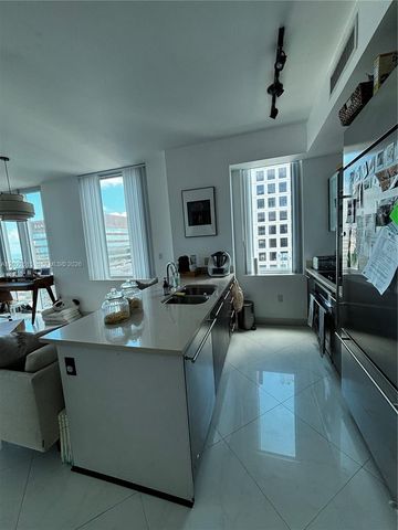 500 Brickell Ave 4102, Miami, FL 33131