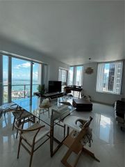 500 Brickell Ave 4102, Miami, FL 33131