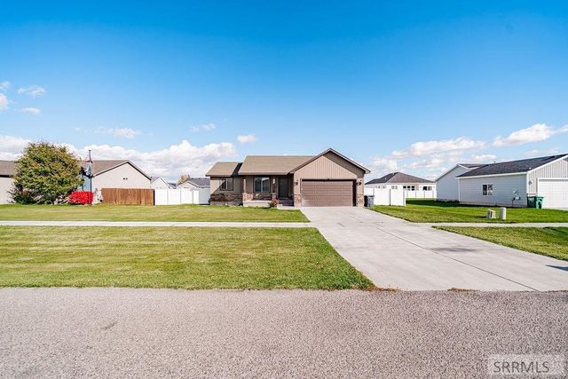 2060 N Roy Drive, Idaho Falls, ID 83401