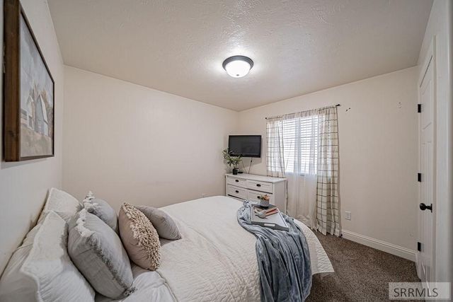 2060 N Roy Drive, Idaho Falls, ID 83401