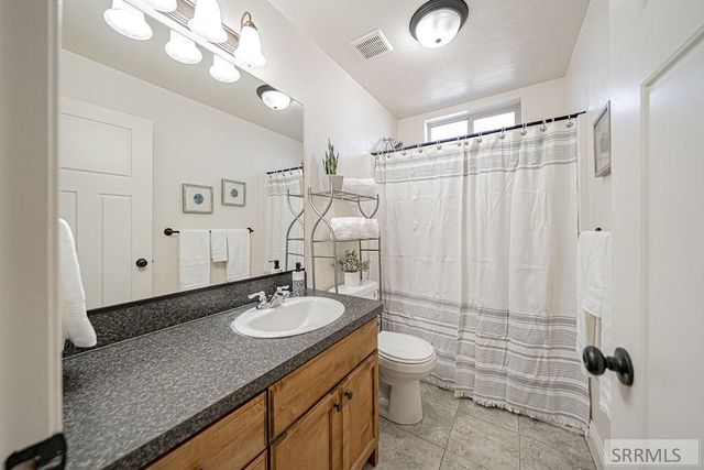 2060 N Roy Drive, Idaho Falls, ID 83401