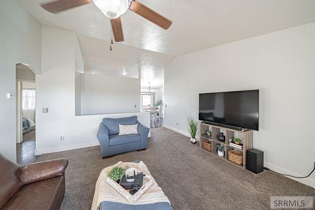 2060 N Roy Drive, Idaho Falls, ID 83401