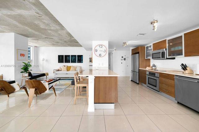 3250 NE 1st Avenue 1104, Miami, FL 33137