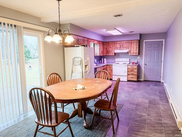 5895 N SR 213, Windfall, IN 46076