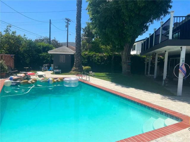 1016 Roldan, Simi Valley, CA 93065