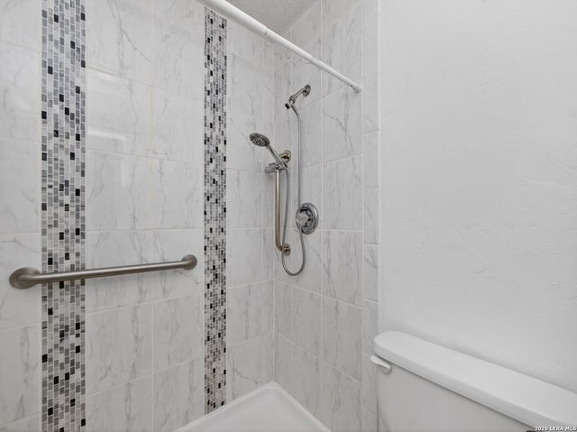 7735 Creek Trail St, San Antonio, TX 78254