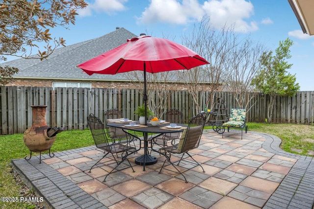 126 Kingspointe Circle, Lafayette, LA 70508