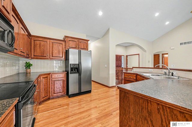 16507 Briar Street, Omaha, NE 68136