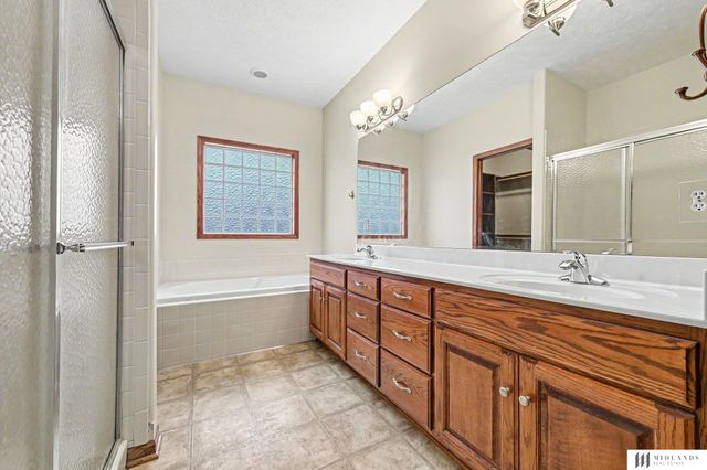 16507 Briar Street, Omaha, NE 68136