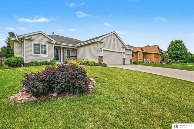 16507 Briar Street, Omaha, NE 68136
