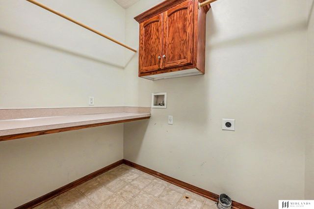 16507 Briar Street, Omaha, NE 68136