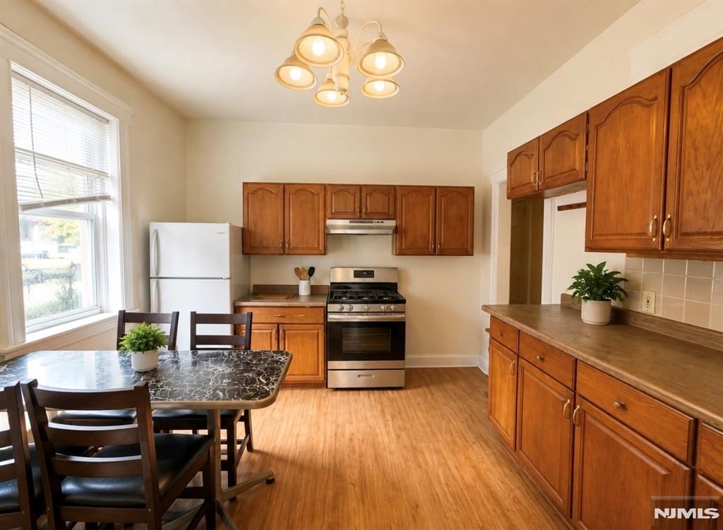 218 Main Street, Ridgefield Park, NJ 07660