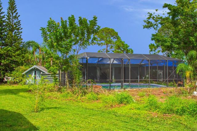 398 SW Ray Avenue, Port St Lucie, FL 34983