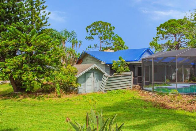 398 SW Ray Avenue, Port St Lucie, FL 34983