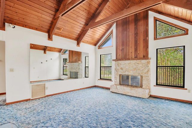 398 SW Ray Avenue, Port St Lucie, FL 34983