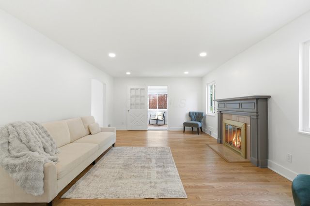 1956 Glenn Avenue, Columbus, OH 43212