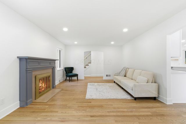 1956 Glenn Avenue, Columbus, OH 43212