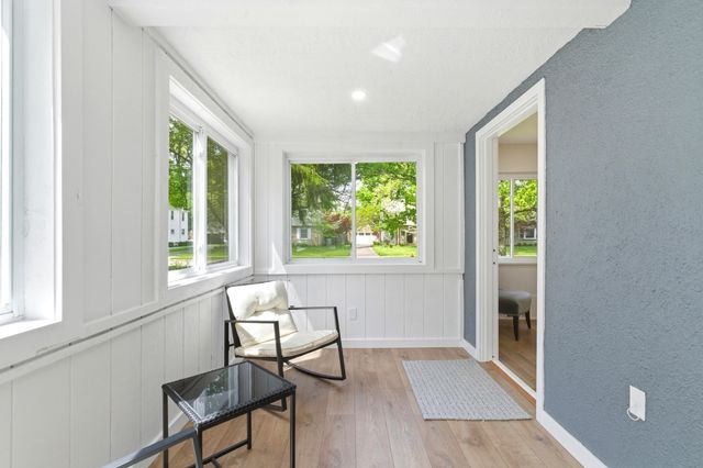 1956 Glenn Avenue, Columbus, OH 43212