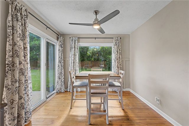 610 South Oak Hill Street, Siloam Springs, AR 72761