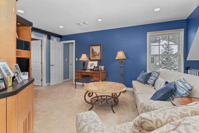 1771 Stanford Court, Lake Forest, IL 60045