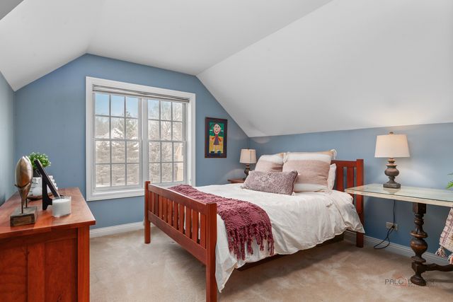 1771 Stanford Court, Lake Forest, IL 60045