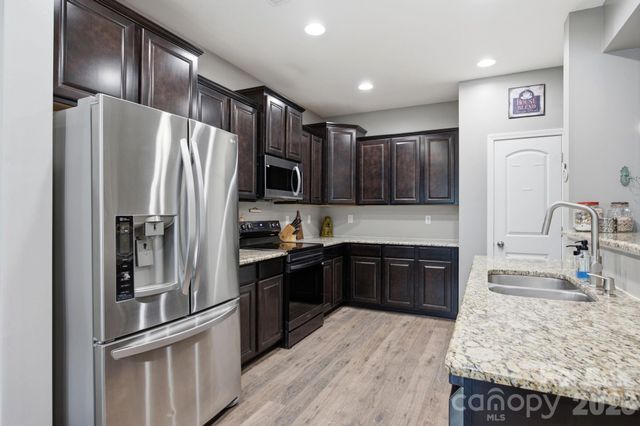 12325 Canal Drive, Huntersville, NC 28078