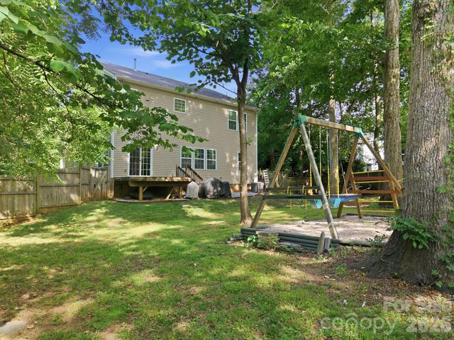 12325 Canal Drive, Huntersville, NC 28078