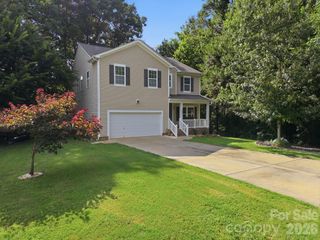12325 Canal Drive, Huntersville, NC 28078