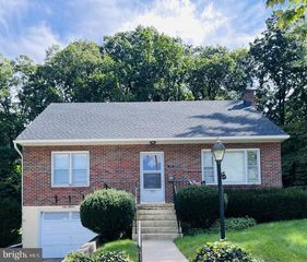 115 WOODLAND RD, Reading, PA 19610