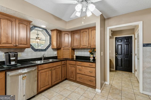 60 N River Oaks Court, St. Marys, GA 31558
