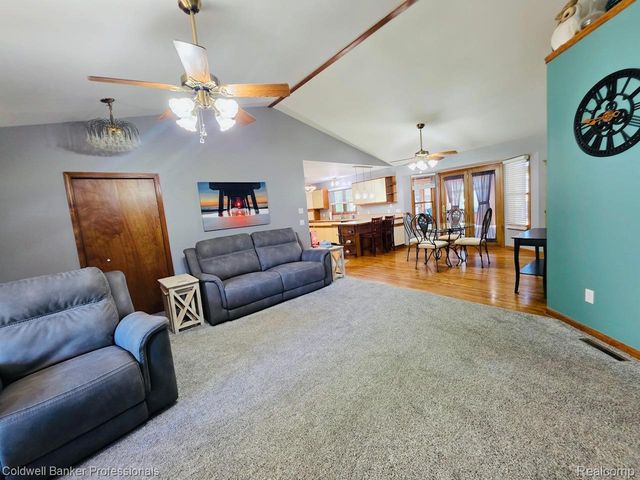 412 Rosette Street, Holly Village, MI 48442