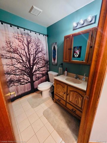412 Rosette Street, Holly Village, MI 48442