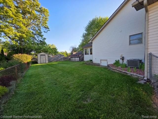 412 Rosette Street, Holly Village, MI 48442