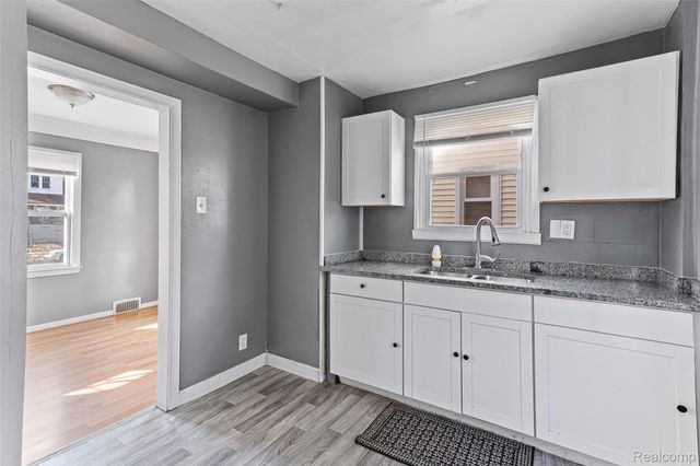 12044 Forrer Street, Detroit, MI 48227