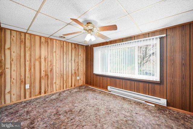 5109 RIDGEVIEW DR, Harrisburg, PA 17112