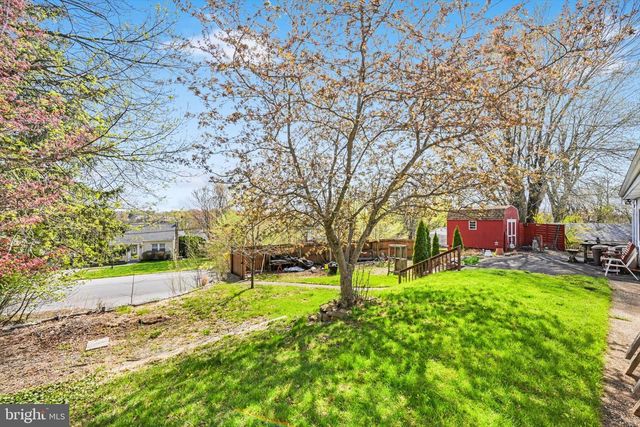 5109 RIDGEVIEW DR, Harrisburg, PA 17112