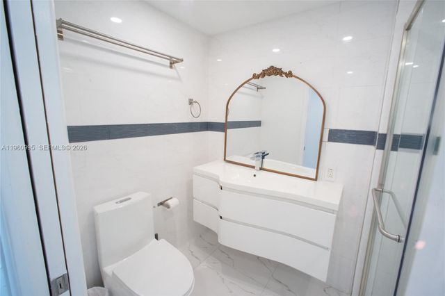 11 Island Ave 1107, Miami Beach, FL 33139