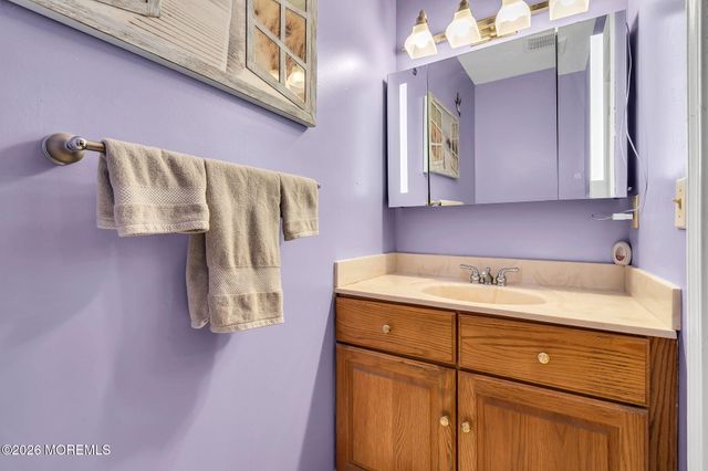 800 Kenneth Avenue 1, South Plainfield, NJ 07080