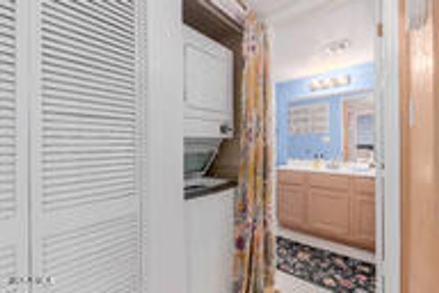 3002 N 70TH Street 136, Scottsdale, AZ 85251