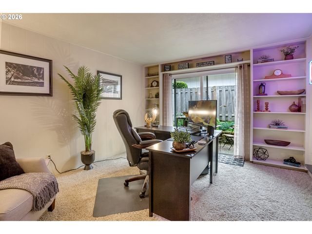 7165 Sw SORRENTO Rd, Beaverton, OR 97008