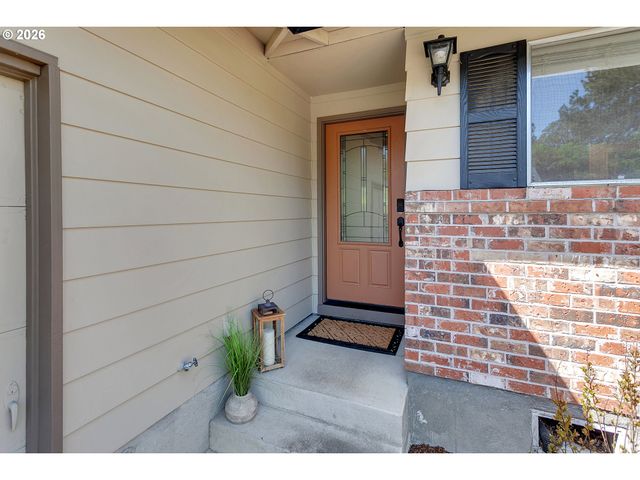 7165 Sw SORRENTO Rd, Beaverton, OR 97008