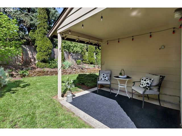 7165 Sw SORRENTO Rd, Beaverton, OR 97008