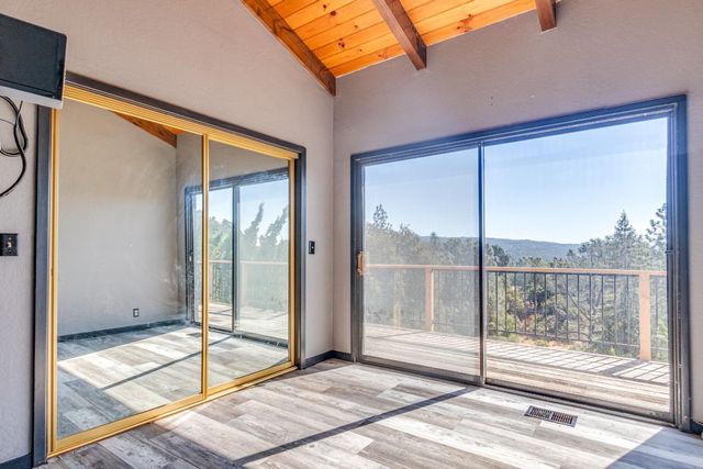 1865 Secret Lake Ct, Cool, CA 95614