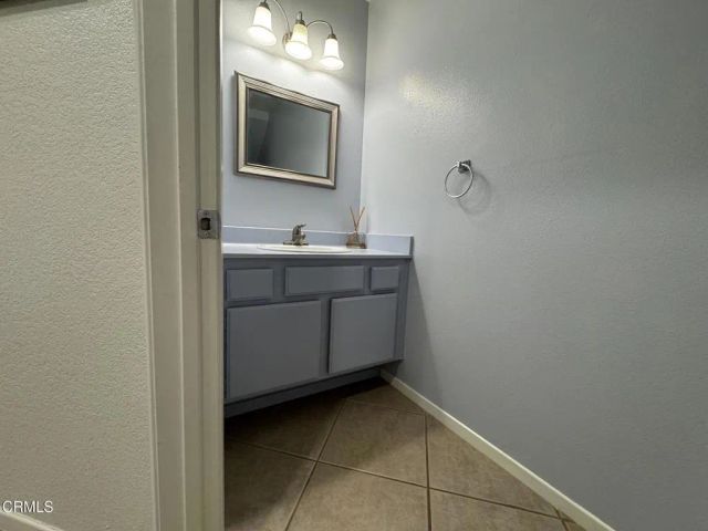 11337 Dronfield Terrace 4, Los Angeles, CA 91331