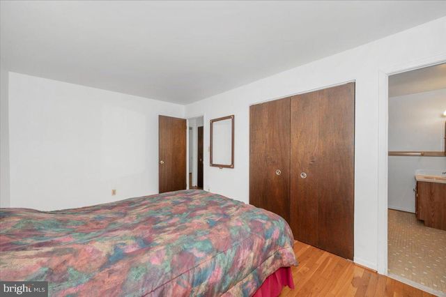 1300 HOLLIBEN RD, Severna Park, MD 21146