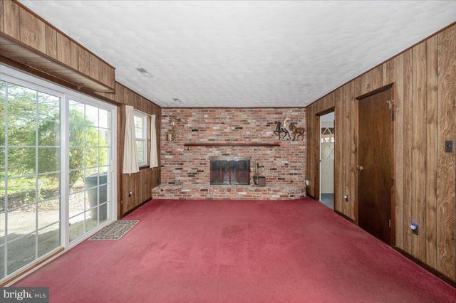 1300 HOLLIBEN RD, Severna Park, MD 21146